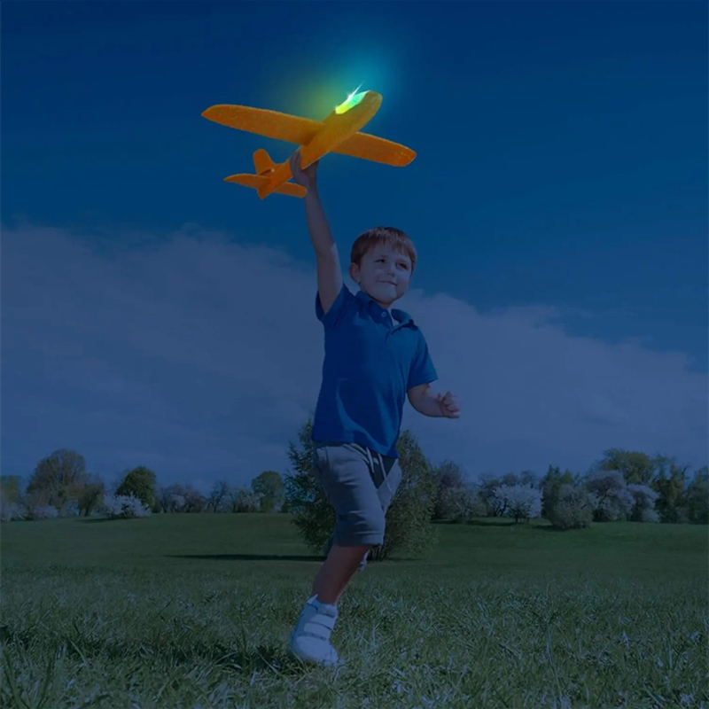 Electric Foam Plane Glider Han - مراجعة Kids Outdoor Adventure وسعره