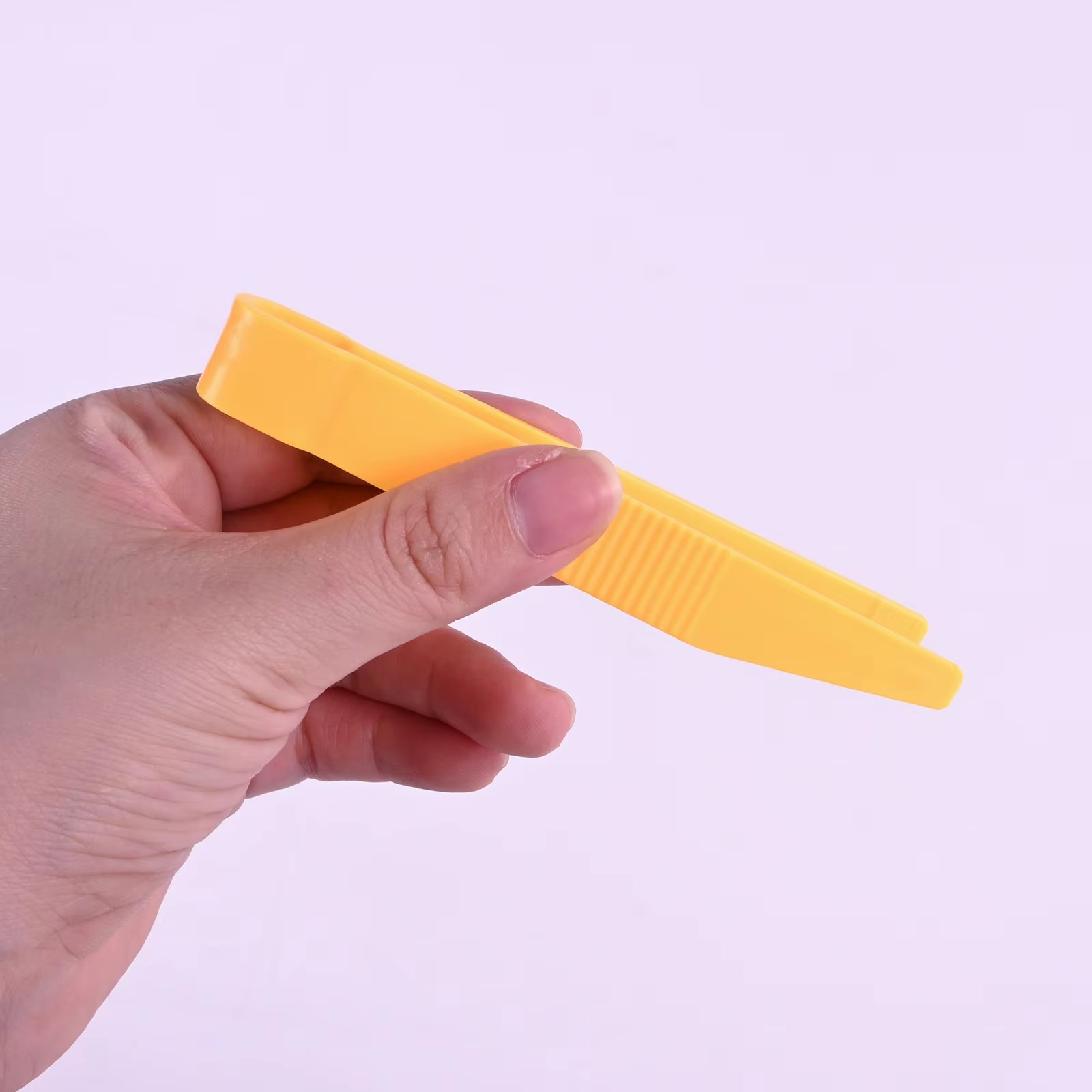 Adventure Insect Capsule Clip  - مراجعة Kids Outdoor Adventure وسعره