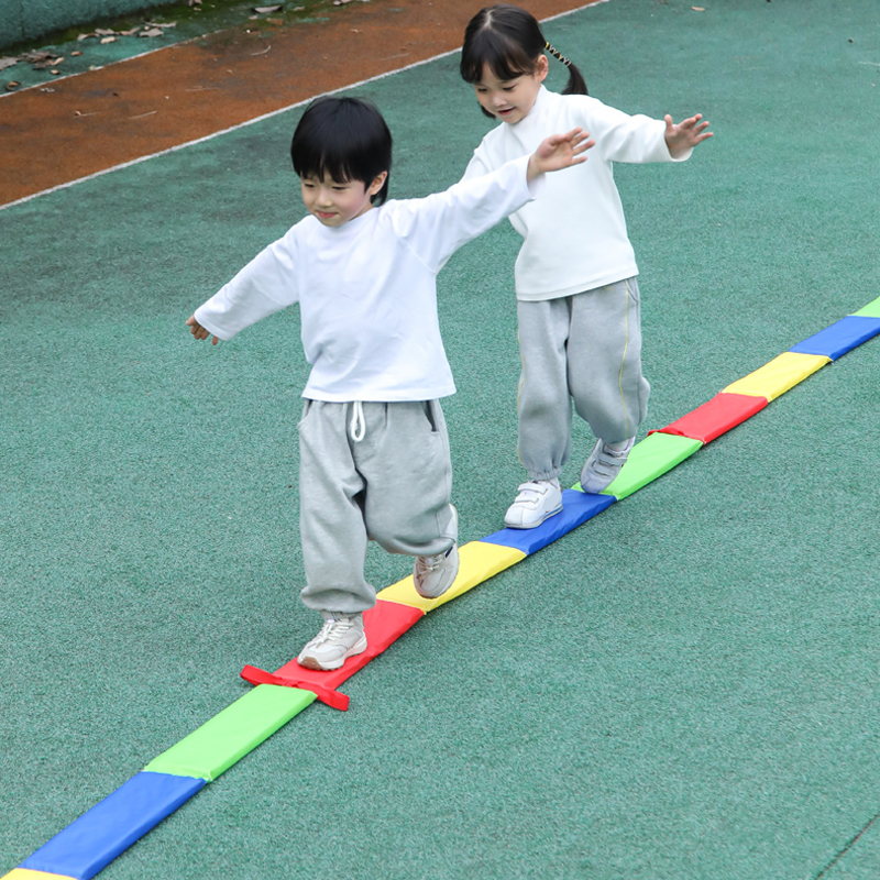 Outdoor Children's Games Jumpi - مراجعة Kids Outdoor Climbing Structure وسعره
